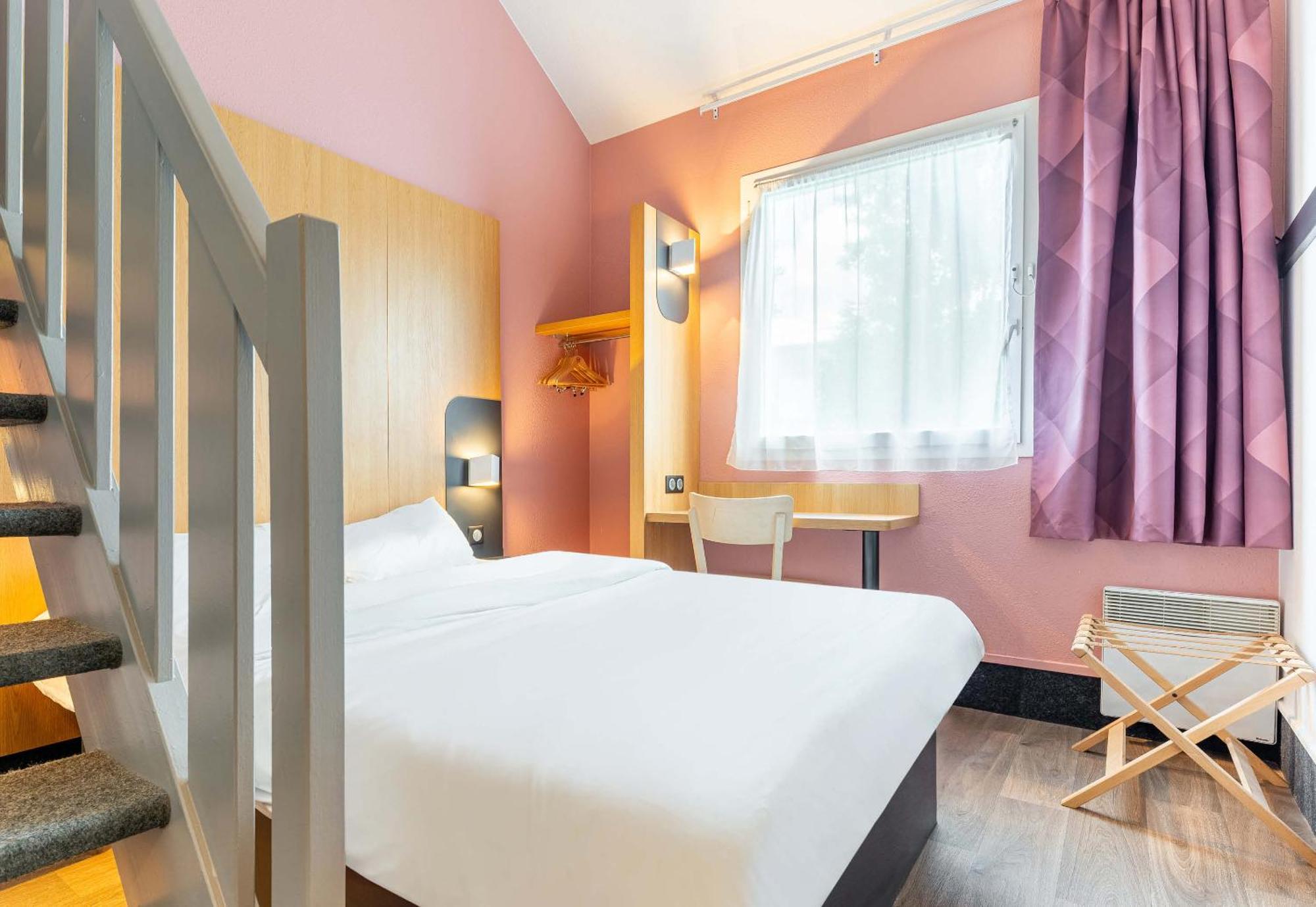 B&B HOTEL Nantes Aéroport Bouguenais Esterno foto